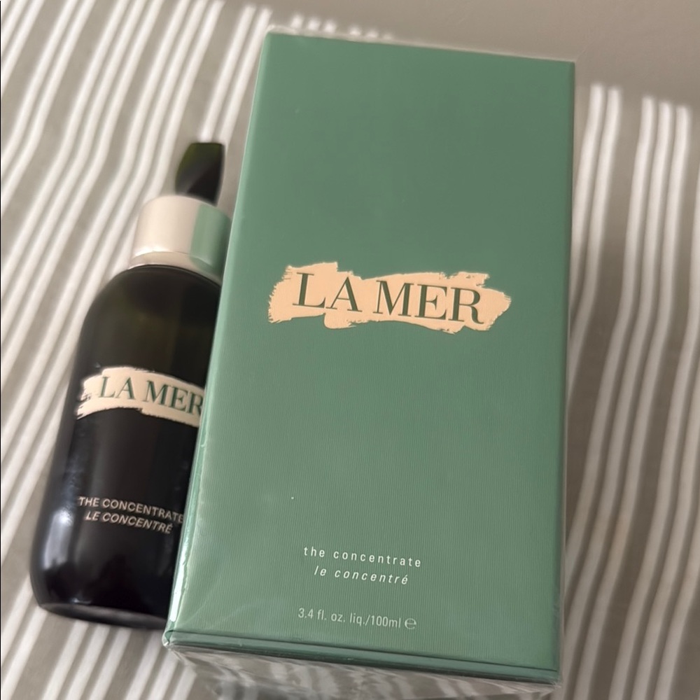 La Mer the concentrate empty bottle and box